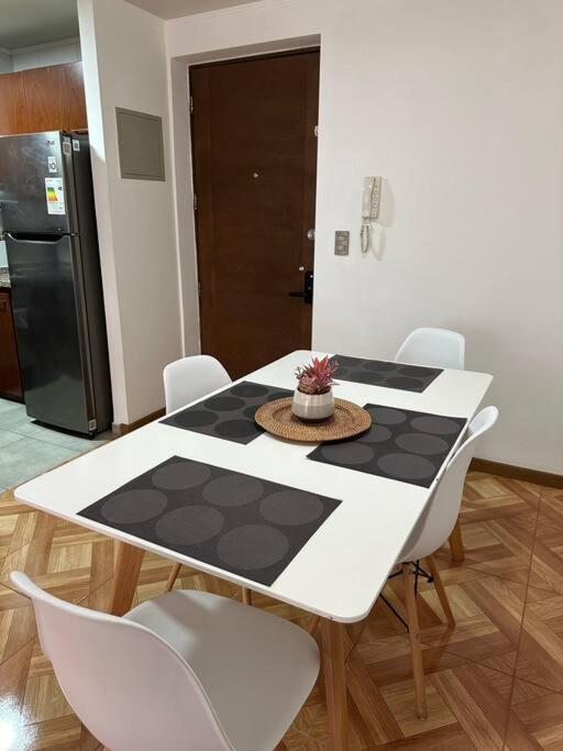 Comodo Departamento III Santiago Exterior photo